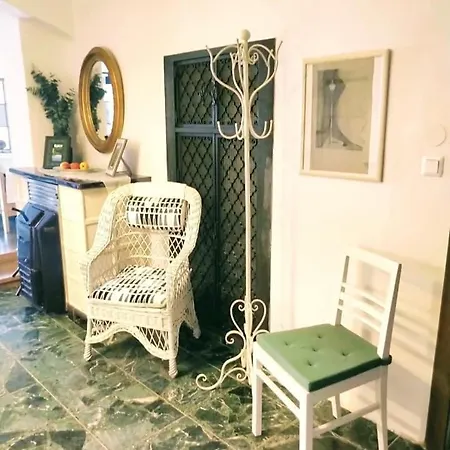 Historisches Stadthaus - Wohnen Im Herzen Von Apartmán *