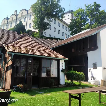 Apartmán Historisches Stadthaus - Wohnen Im Herzen Von Weitra