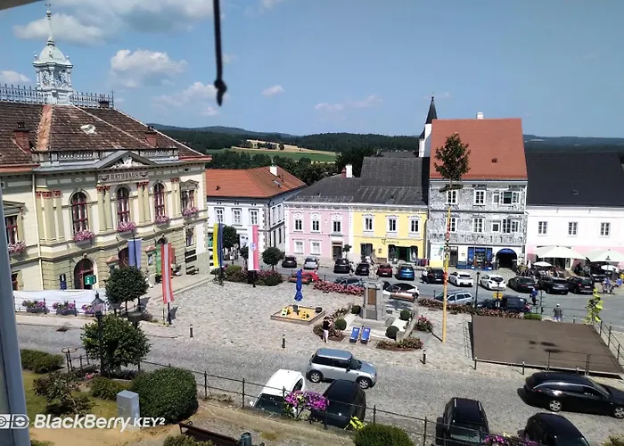 Historisches Stadthaus - Wohnen Im Herzen Von